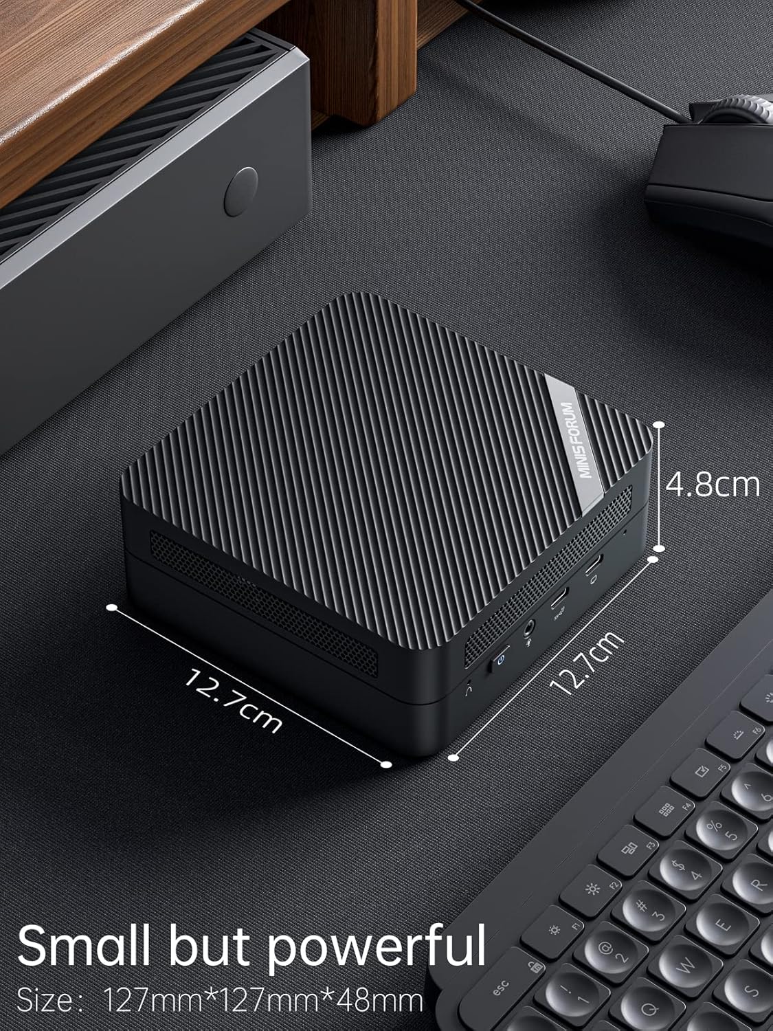 MINISFORUM UM690L Slim Mini PC, AMD Ryzen 9 6900HX Mini Computer (8C/16T, up to 4.9 GHz), 32 GB LPDDR5 and 1 TB PCIe 4.0 SSD, DP/HDMI 2.1/USB 4, 4 x USB Type-A, WiFi 6E/BT 5.3